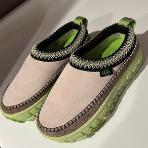 UGG Green and Beige Footwear